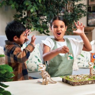 Dínó ásatás, dinoszaurusz-építő családi társasjáték (OR, 4-8 év)
