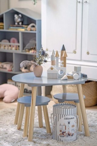 Fa asztal 2 db székkel ezüstszürke, gyerekszoba kiegészítő (Jabadabado)