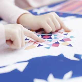 Kreatív poszter készítés 1000 db puzzle matricával, Csillagkép (Poppik, 7-12 év)