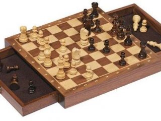 Mágneses, fiókos fa sakk készlet (GK, 25x25 cm stratégiai társasjáték, 6-99 év)